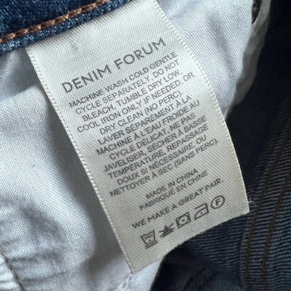 Aritzia Denim Forum The Arlo High Rise Straight Jeans Raw
Hem Cropped Size 30 - Picture 11 of 13